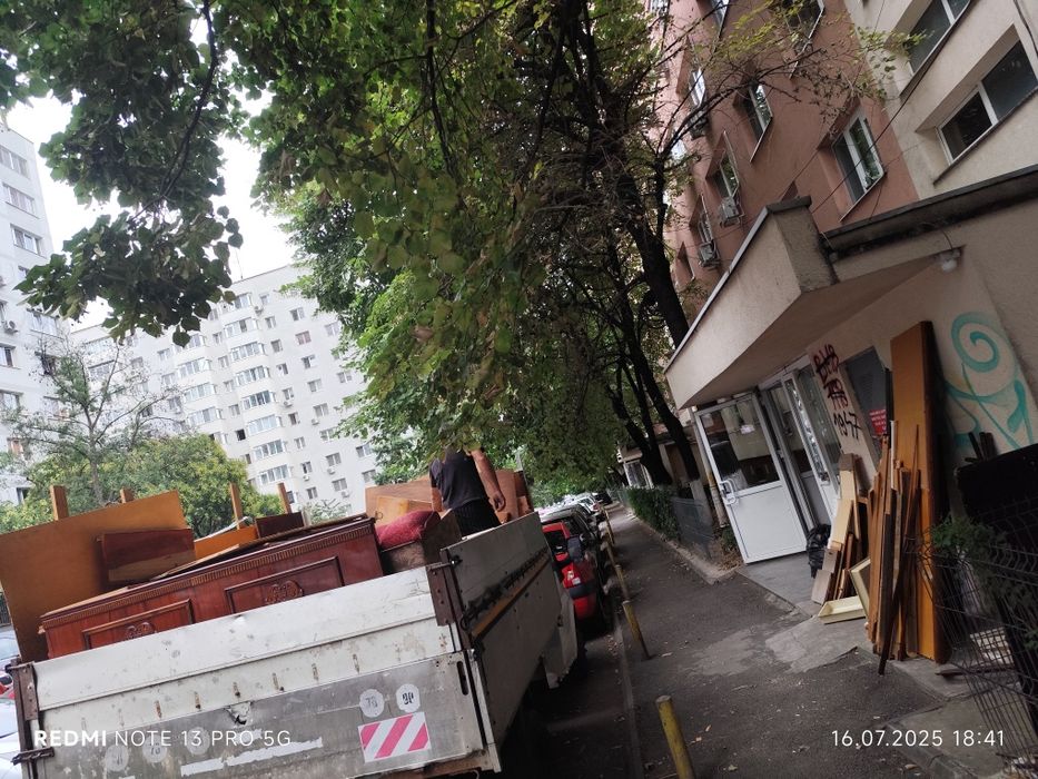 Debarasare apartamente garsoniere