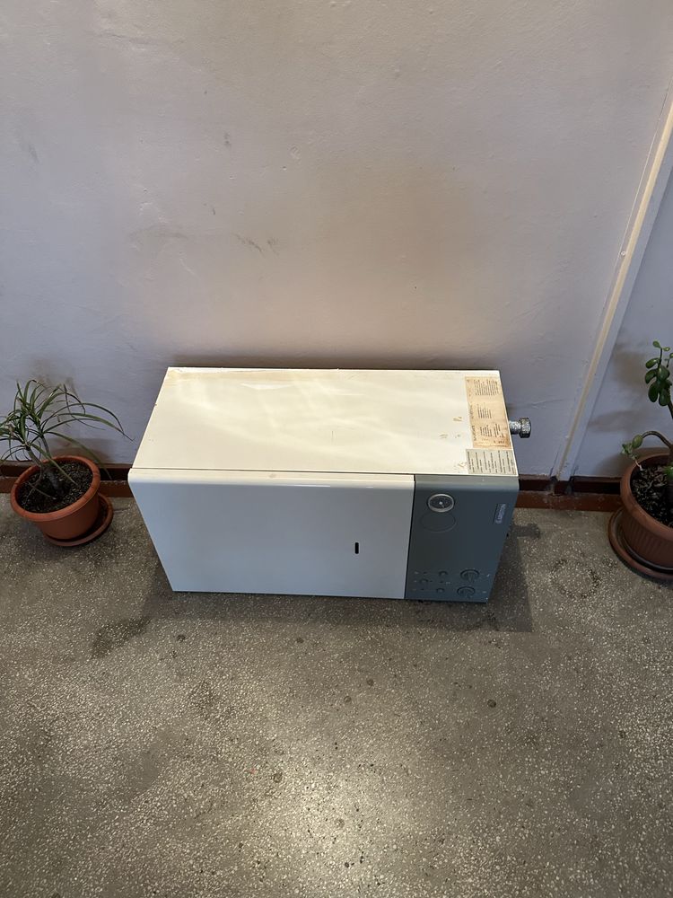 Centrala Ariston 2003