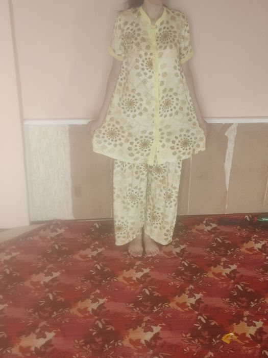 Yangi biroz kiyilgan