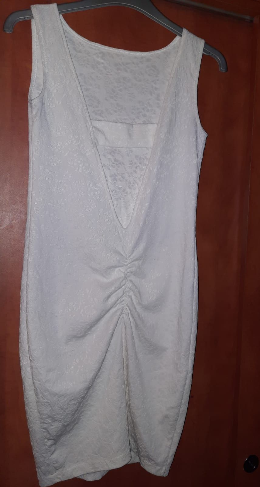 Rochie elegantă albă