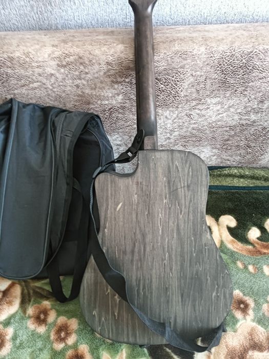 Гитара 6 струнная