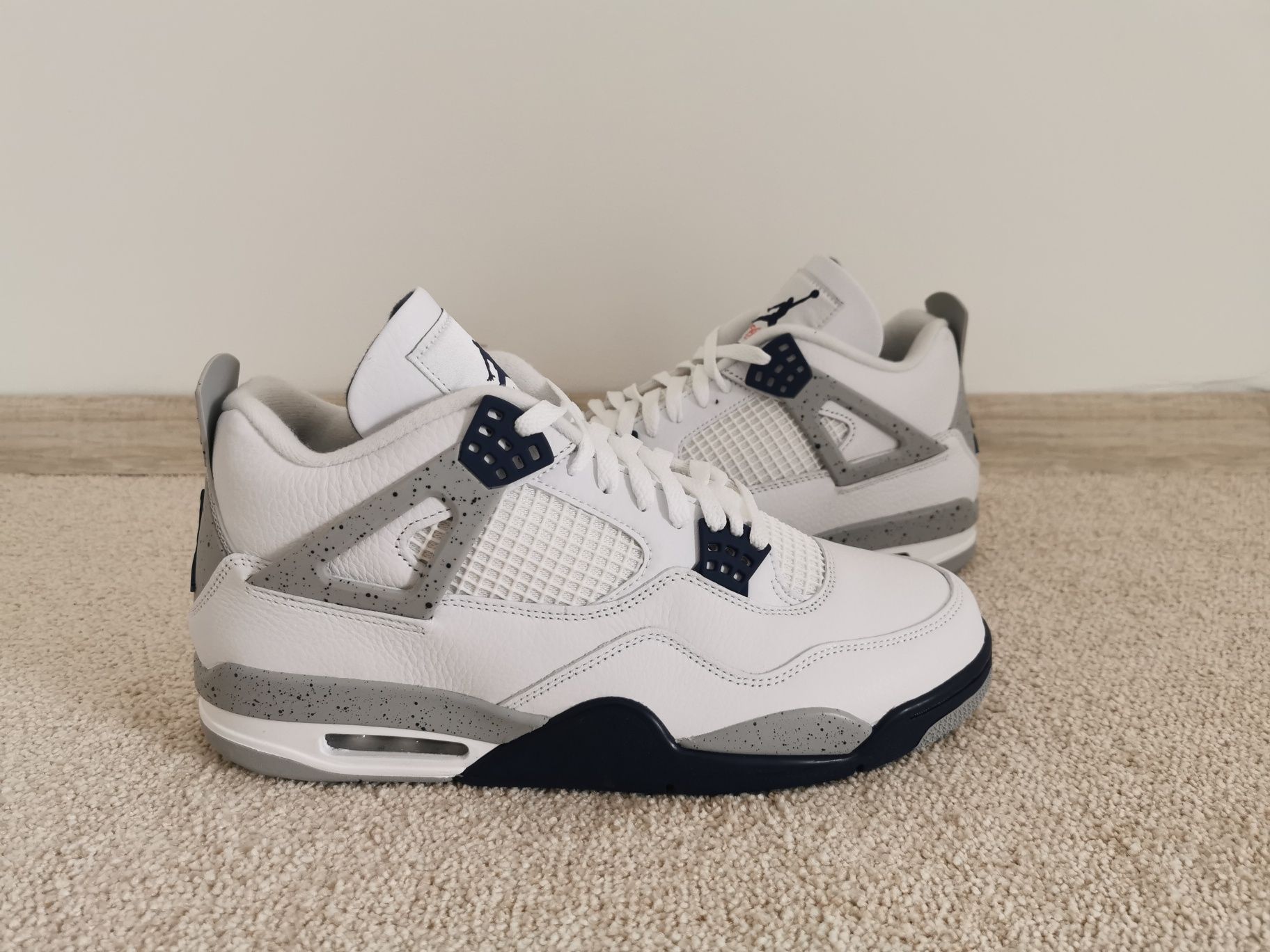 Jordan 4 Midnight Navy 46