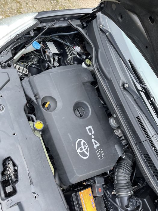 НА ЧАСТИ Корола Версо Corolla Verso 2.2D4D 136к.с 2008г.