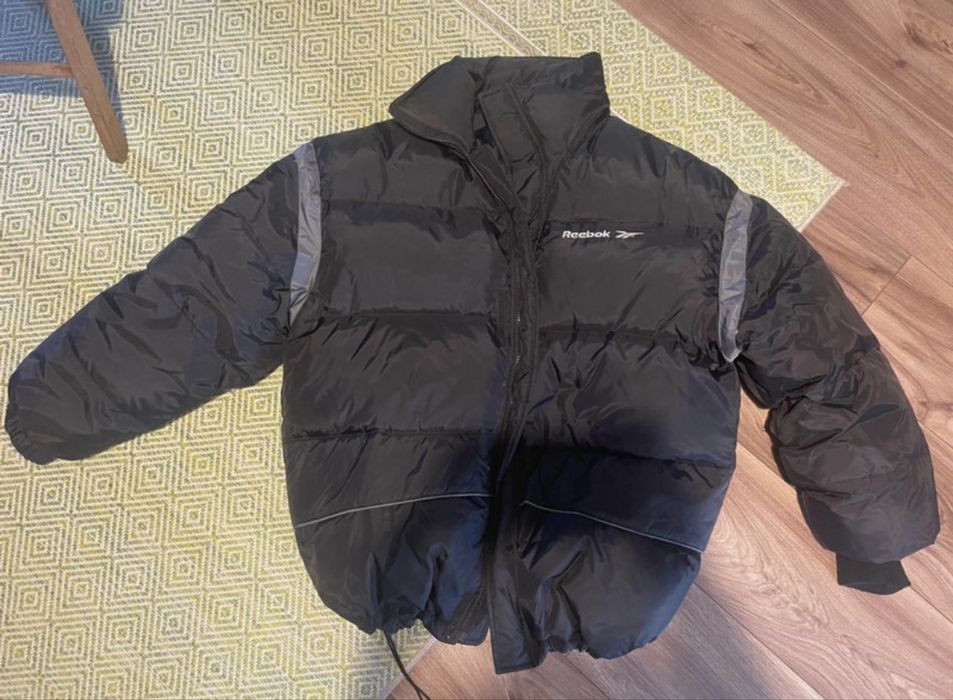 geaca rebook iarna puffer