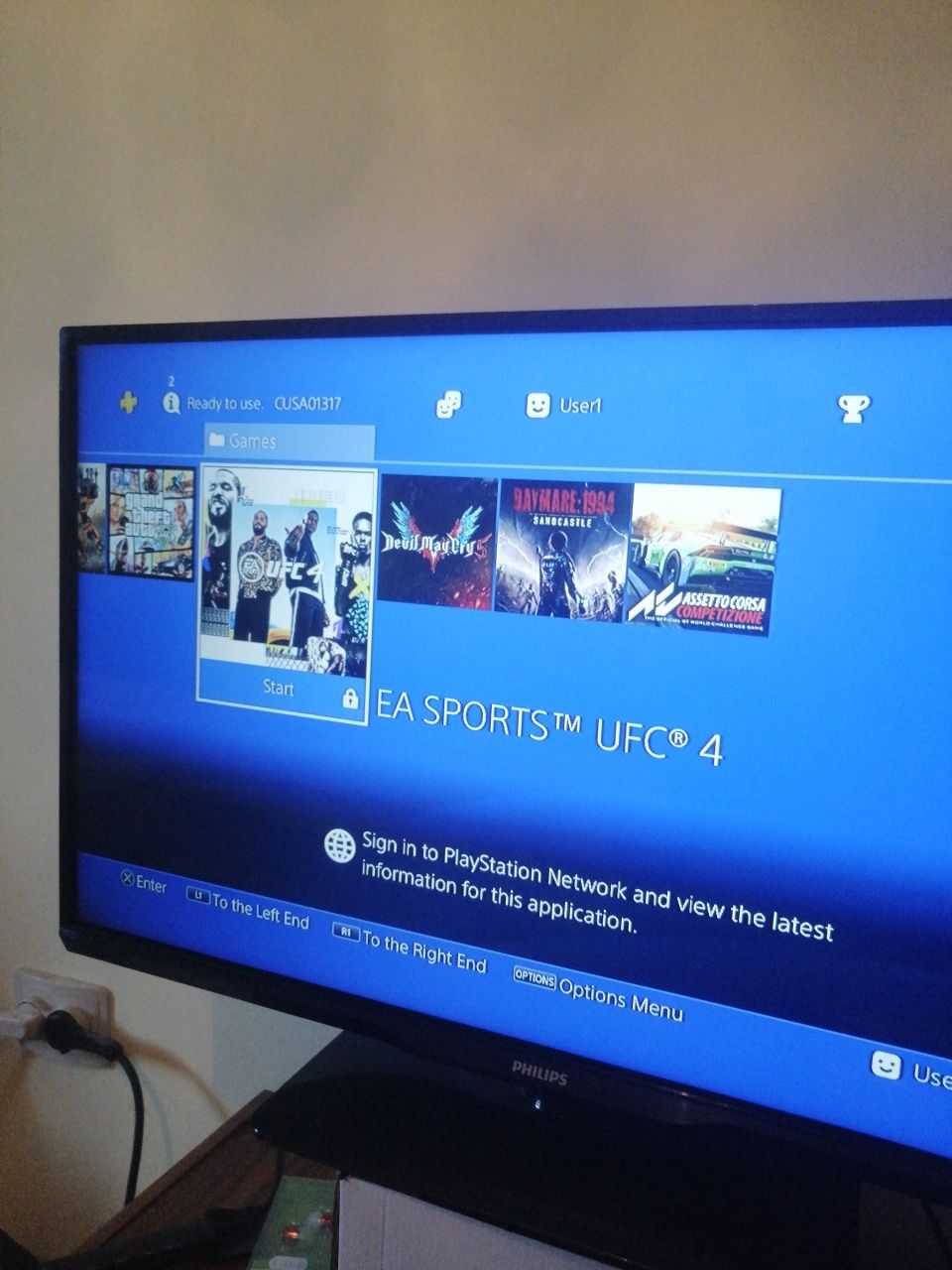 Playstation 4 pro modat 1100