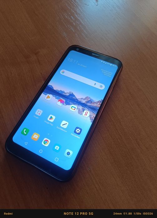 LG Q6 Б/у Идеальное состояние СРОЧНО