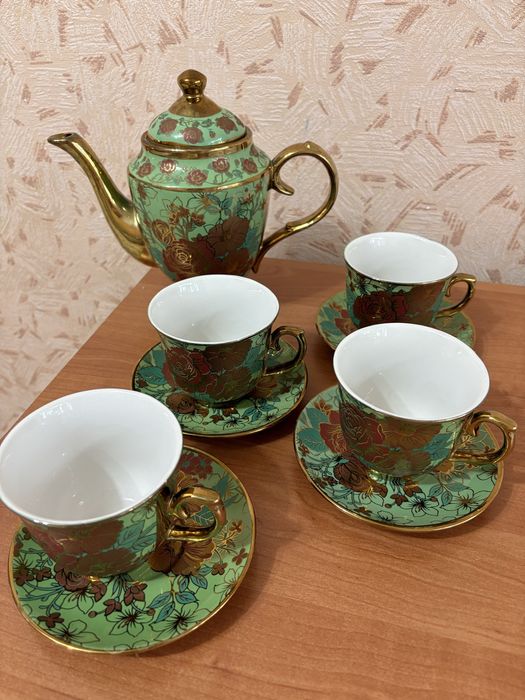 Чайный набор чайник чашки блюдца
