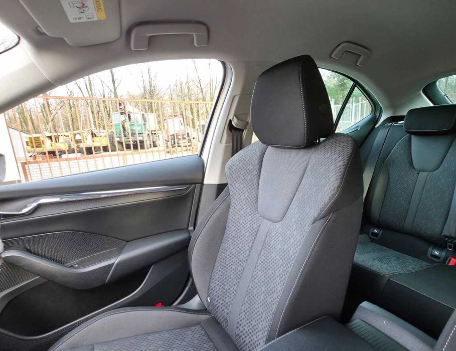 Vând Skoda Octavia 2022