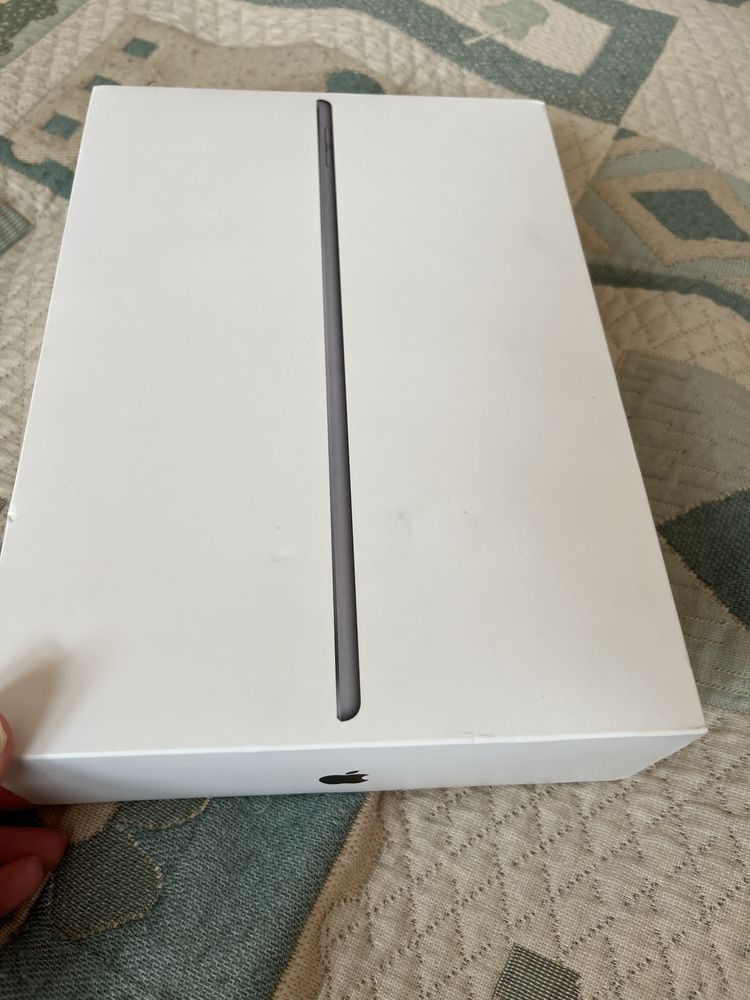 Продается Ipad Air  Wi- FI  256 GB