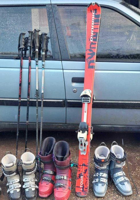 Продавам ски и ски обувки, щеки