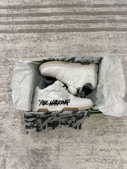 Off-white out of office