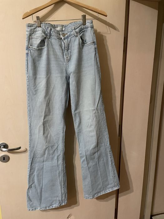 Дънки и анорак бершка почти нови