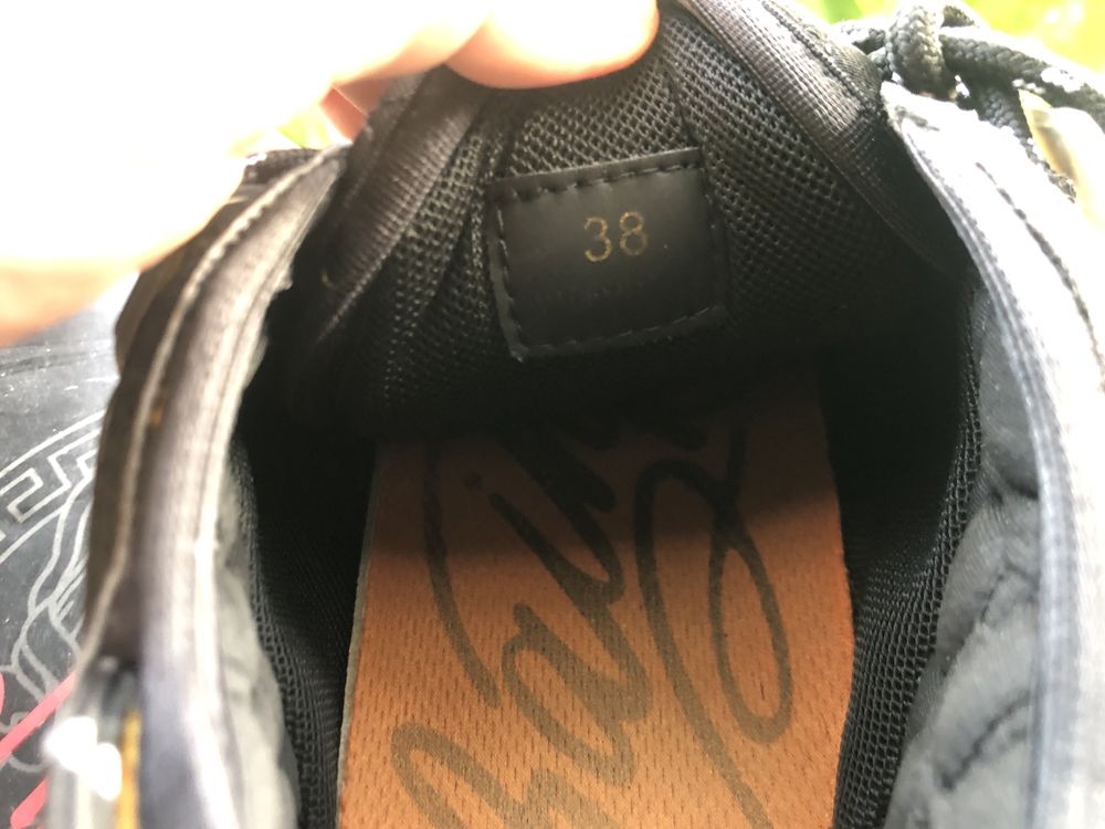 Versace Chain Reaction