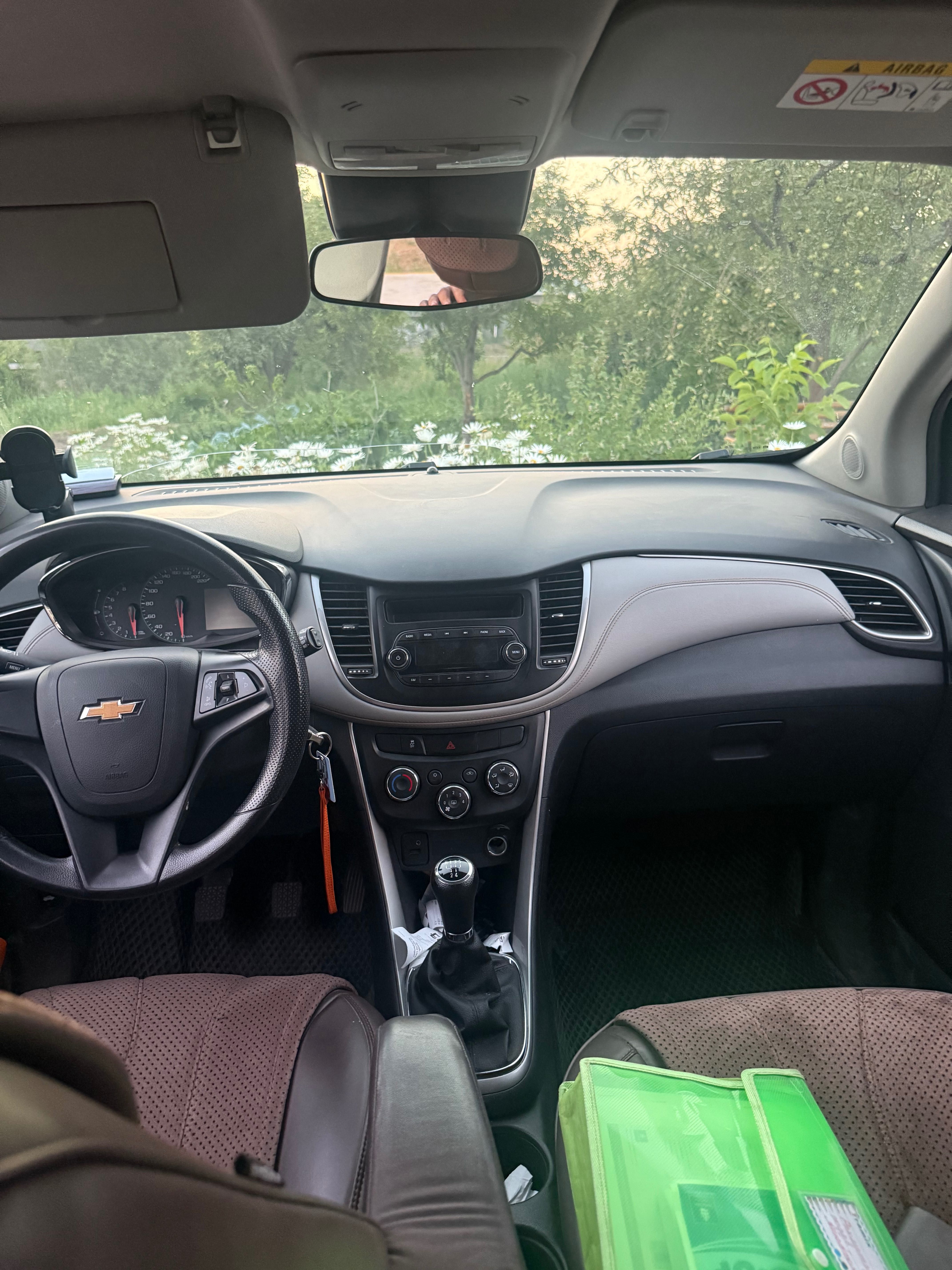 Chevrolet Trekker 1