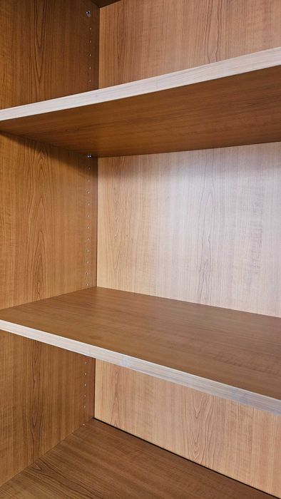 Офис шкаф с врати 800х400х200, кафяв и ъглово бюро кафяво