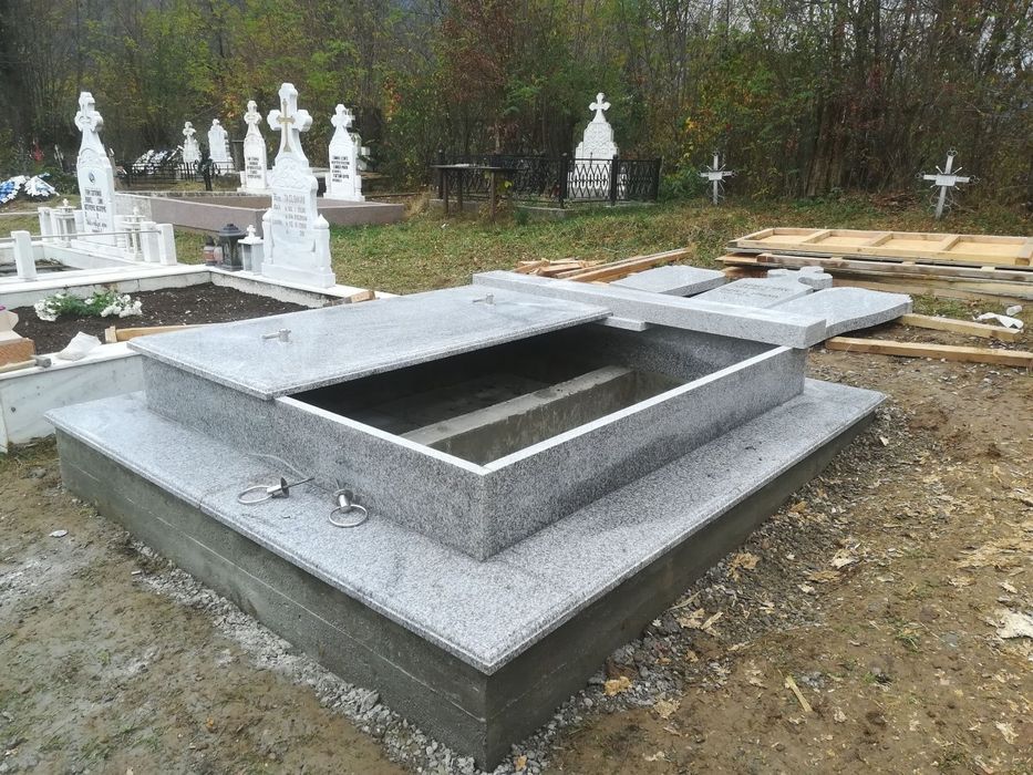 Construcții funerare de la A-Z