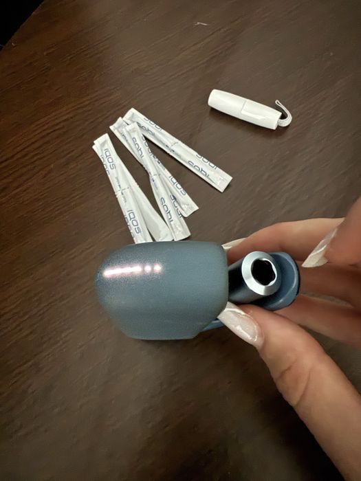Iqos Iluma azure blue