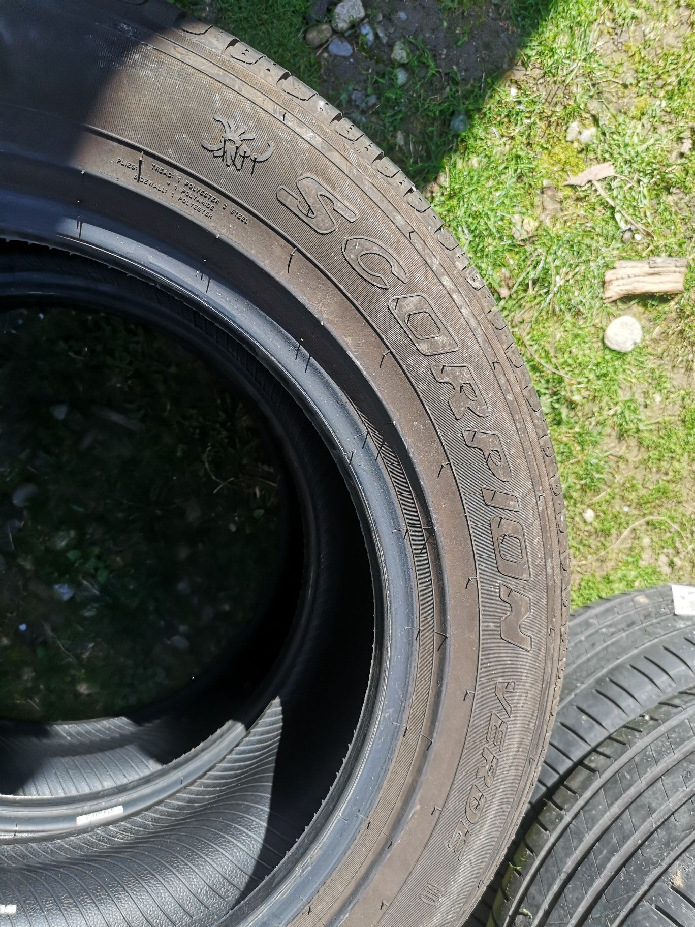 Doua Cauciucuri 235 60 R18 Pirelli