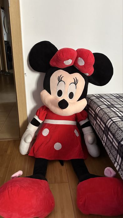 Papusa Minnie mare