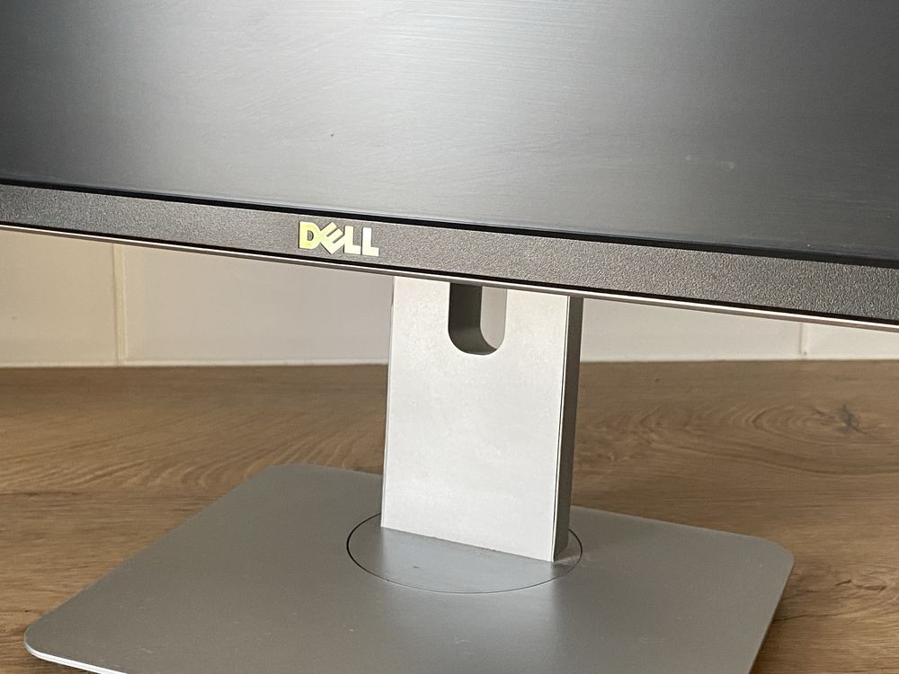 Монитор Dell P2314Ht