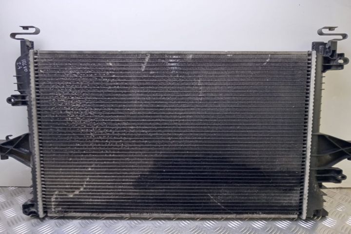 Radiator racire apa 8683214A Volvo S80 prima generatie (facelift) ser