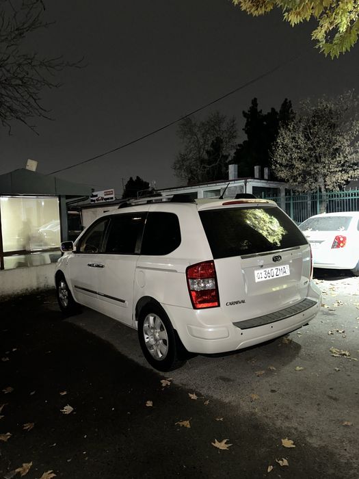 Kia Carnival 2001 yil Dizel motor avtomat