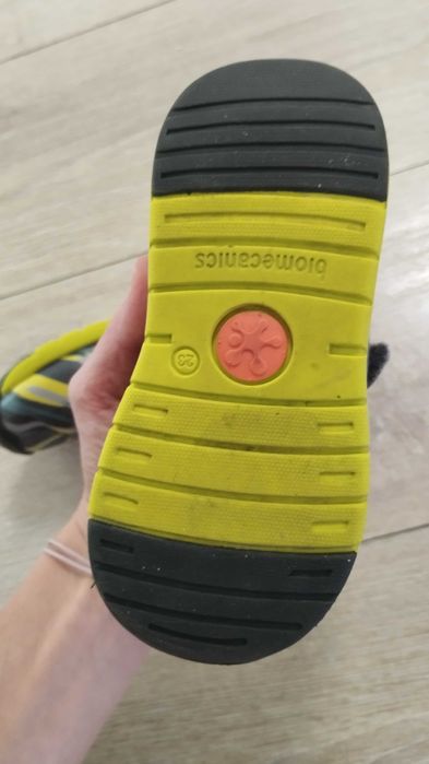 Маратонки biomechanics 23 н.