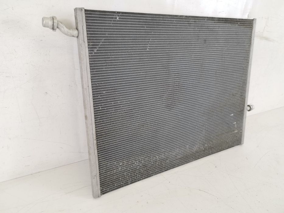 Воден радиатор Мерцедес-Бенц / Mercedes-Benz E-Class W213 Оригинален,