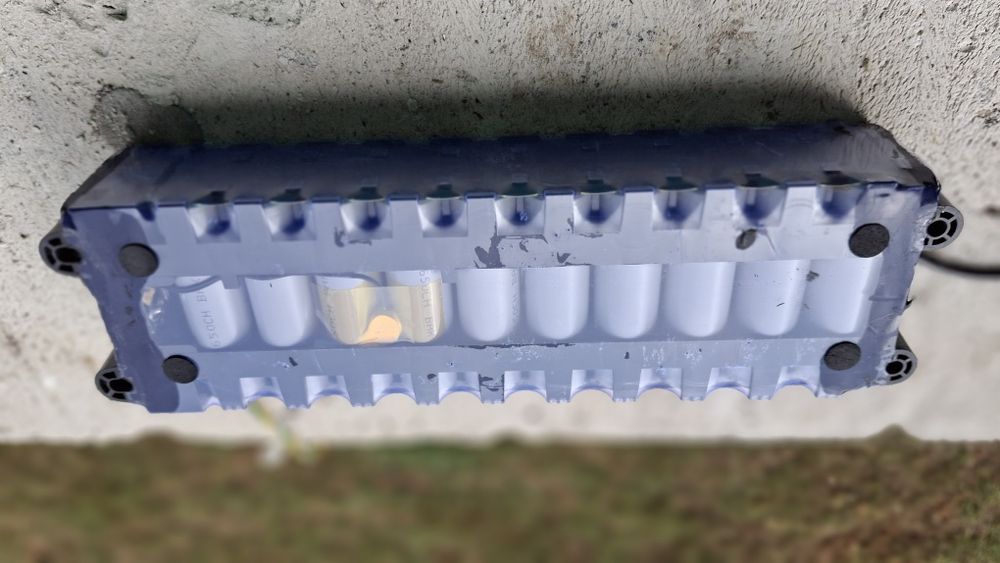 Vând baterie xiaomi