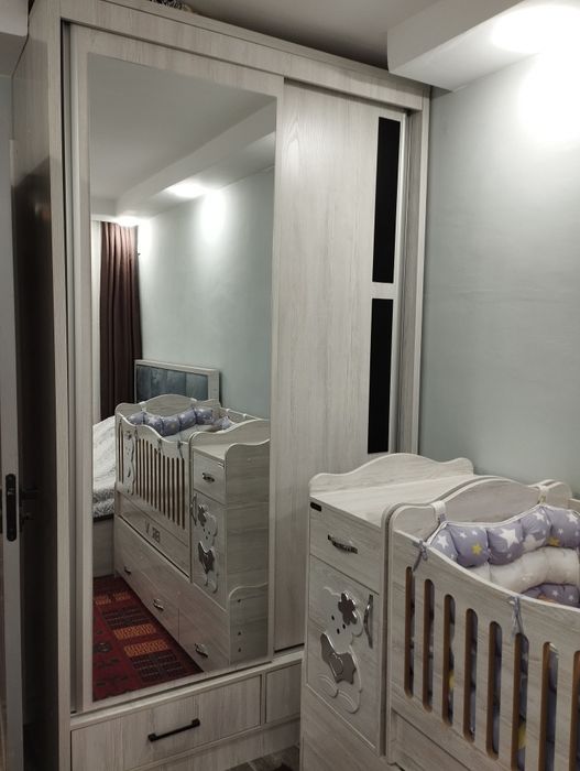 Продается спальный гарнитур