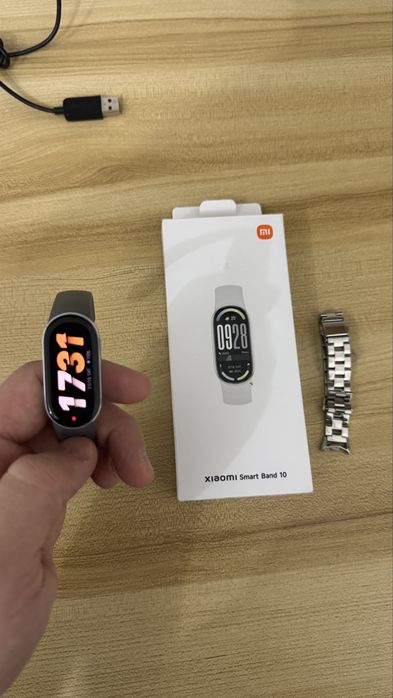 Часы от xiaomi mi band 10