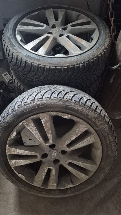 Шины лады R17 зима шипы срочная продажа