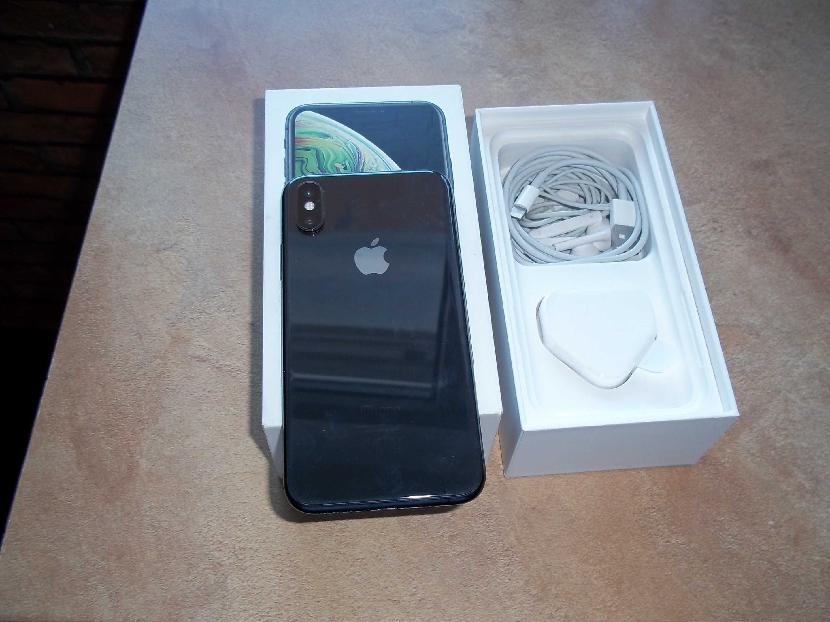 Telefon Mobil IPhone  Apple California Xs 64GB