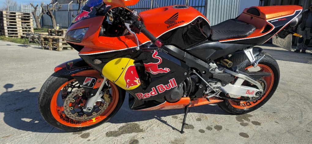 Хонда 600rr, 6500лв. без коментар