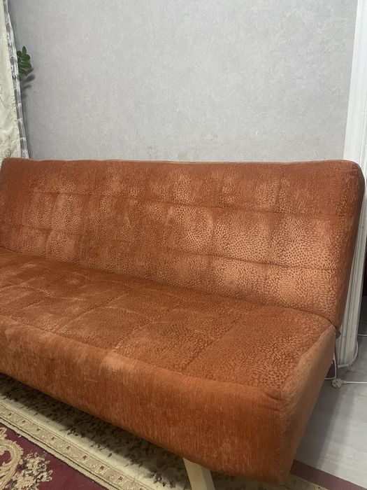 Продам диван, кресла