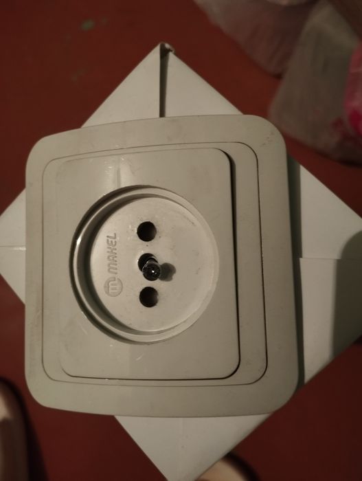 Розетка обыкновенная
