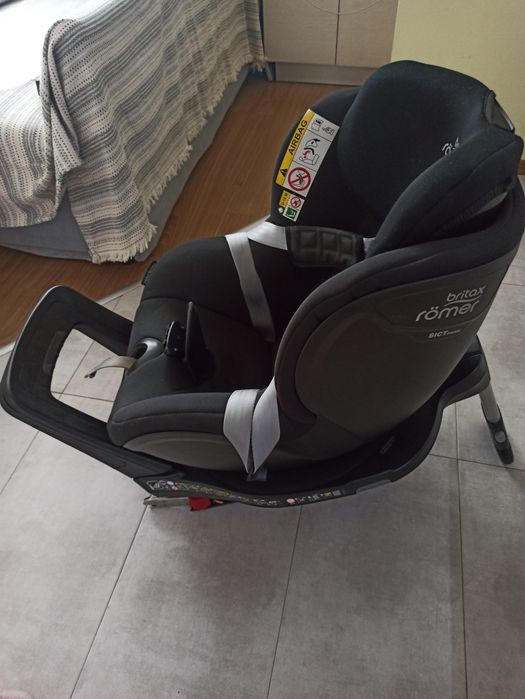 Детско столче за кола Britax romer Dualfix i size