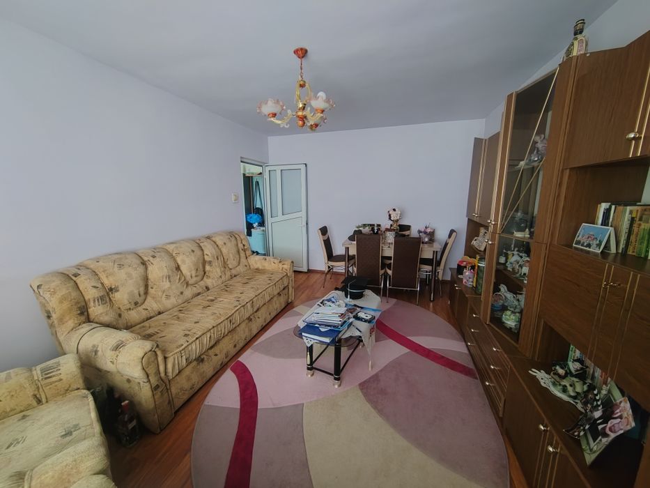 Apartament de vanzare/schimb cu apartament +diferența