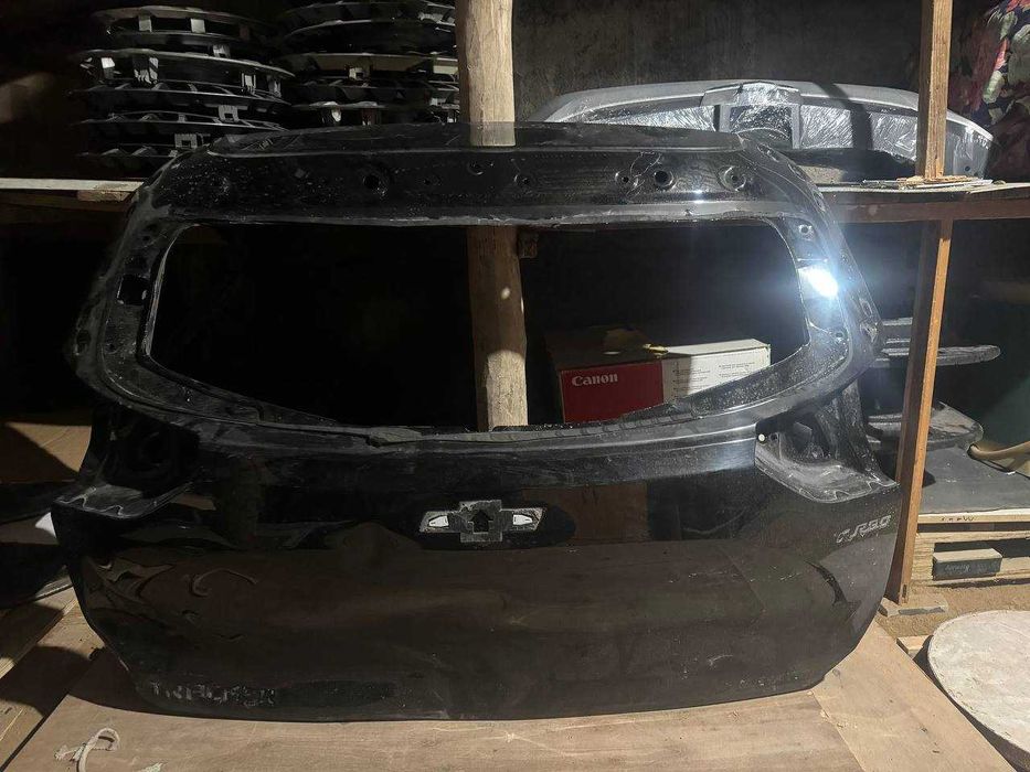 Трекер багаж, 2025 қора, вакум ва косметика қиладиган жойи бор