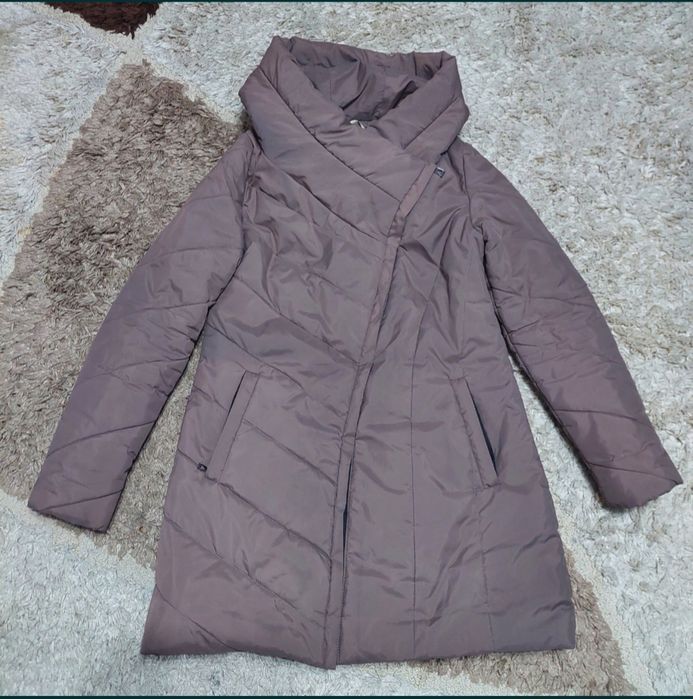 Продам демисезонную куртку