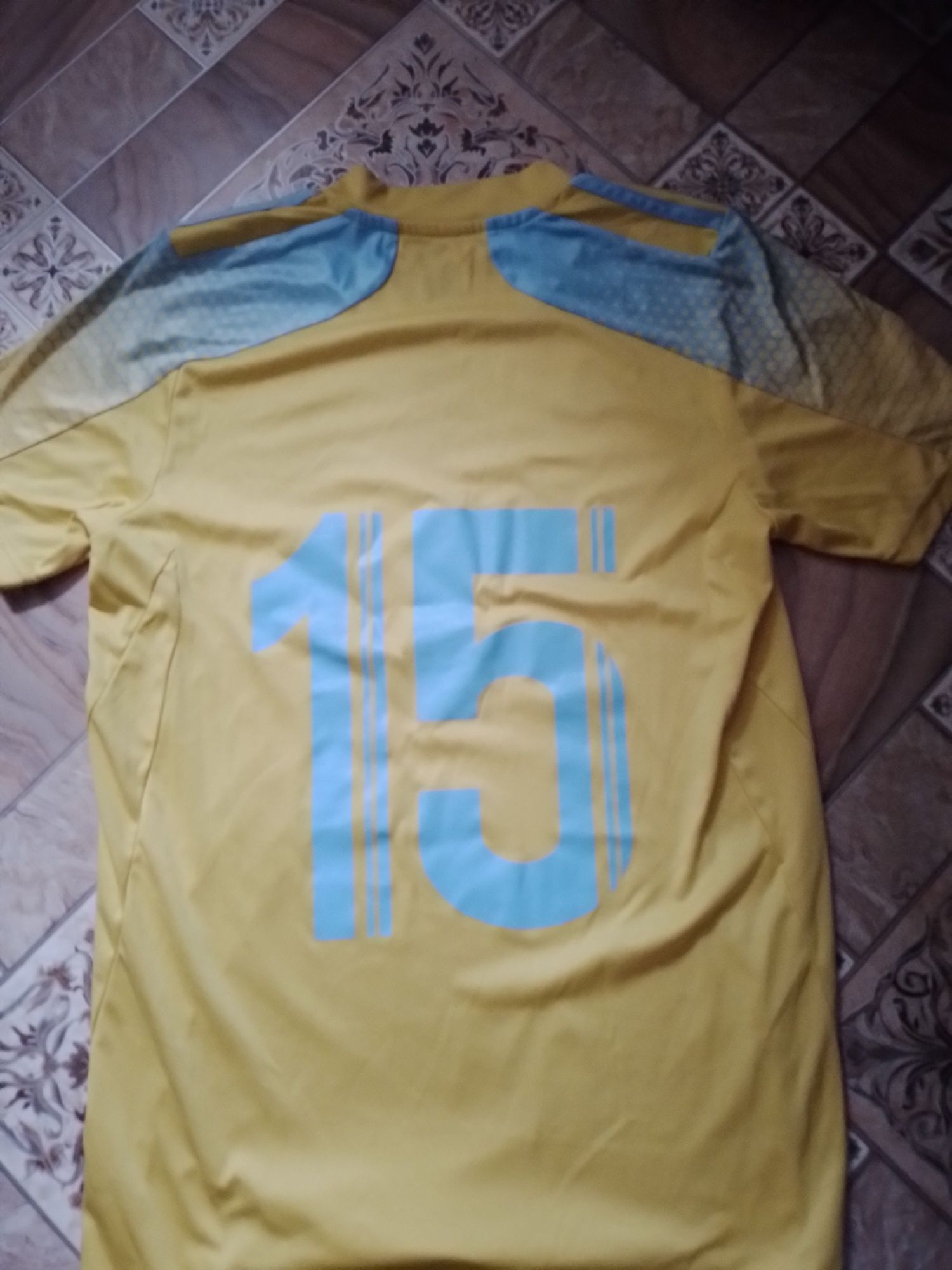 Продам футбольную форму Fc Astana