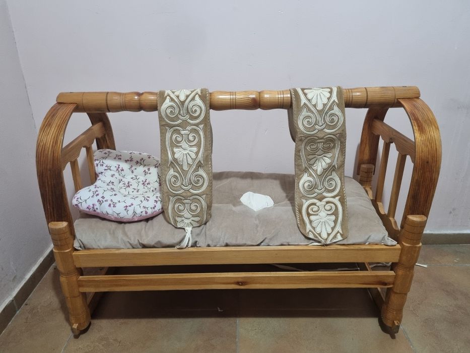 Продам бесик в отличном состоянии