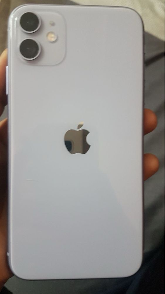 Продам iphone 11 в идеальном состоянии