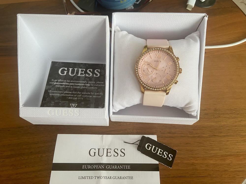 часовник Guess - отигинален