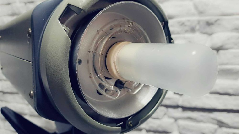 Студийно осветление:Моноблок Fomax L-250A - 2 броя