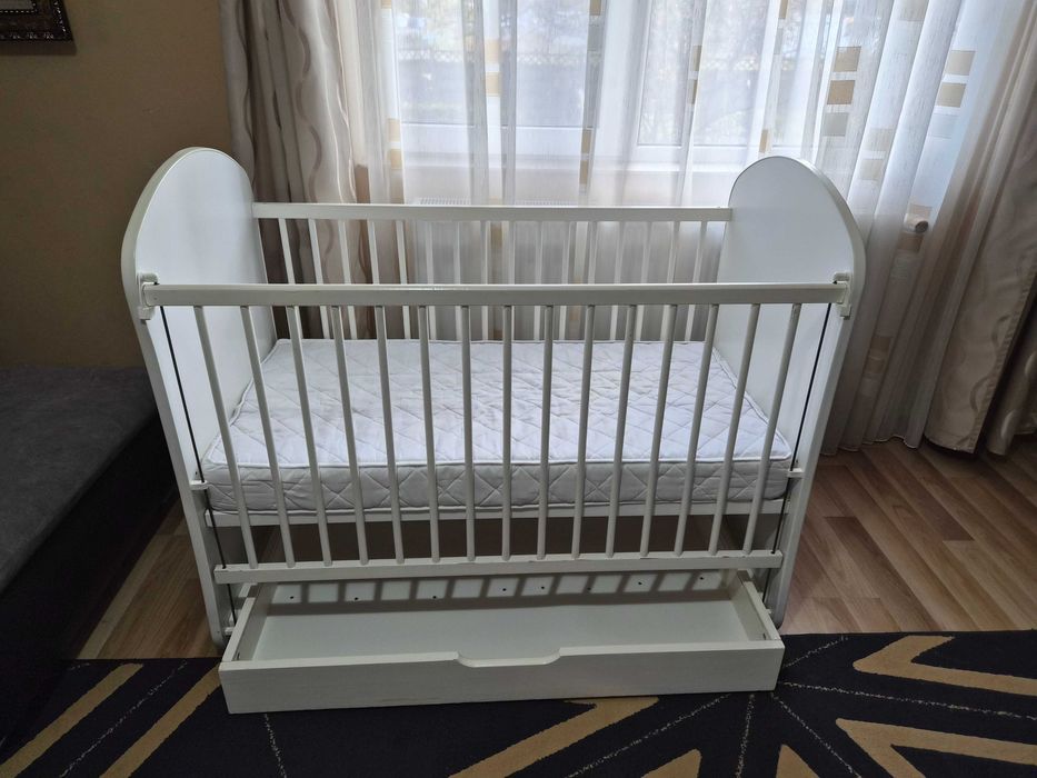 Patut cu laterala culisanta si sertar Ursuletul Justine + saltea cocos