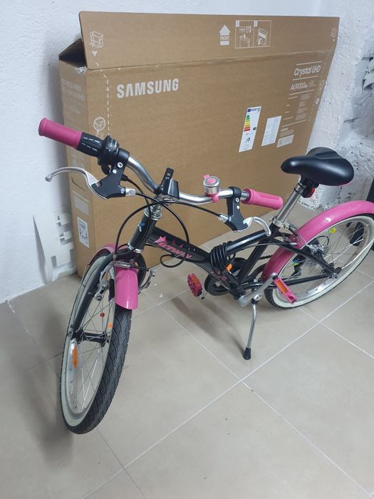 Vând bicicleta fete