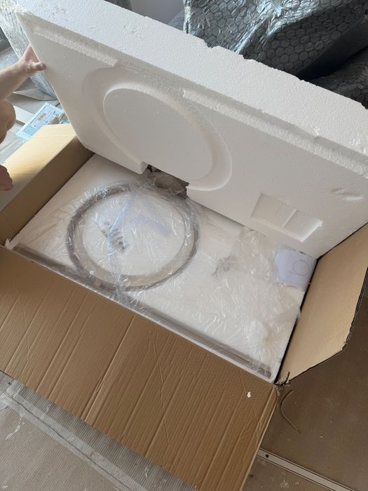 LED осветление Ondaluce. Чисто нова, не пасва.