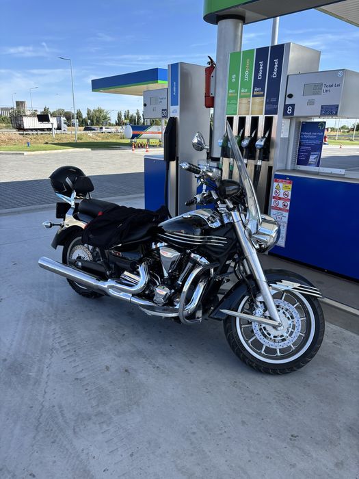 Yamaha xv 1900 midnight star stratoliner