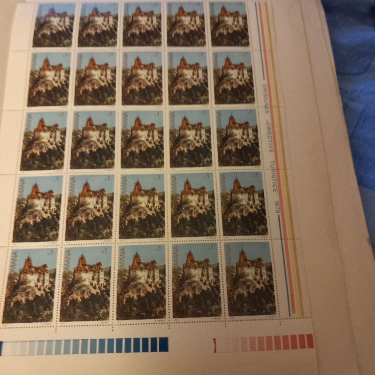 Vînd folii cu timbre începând cu anul 1974l